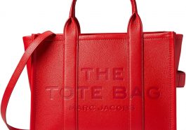 A red Tote bag